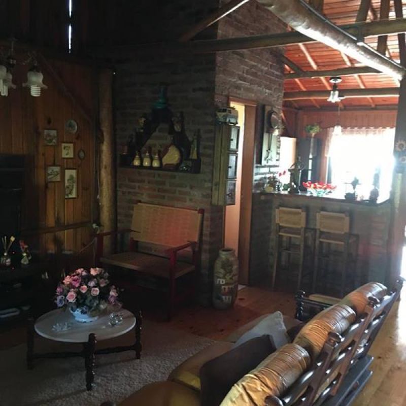 Casa com 2 quartos, 2 banheiros e 100m² à venda no bairro Santa Rosa, Taquara