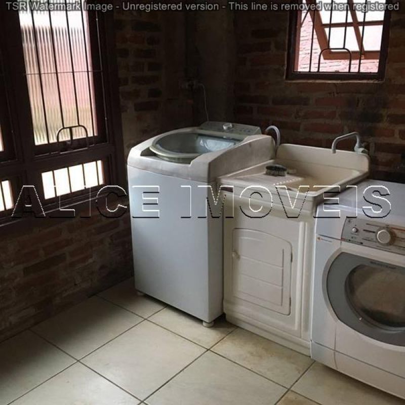 Casa com 2 quartos, 2 banheiros e 100m² à venda no bairro Santa Rosa, Taquara