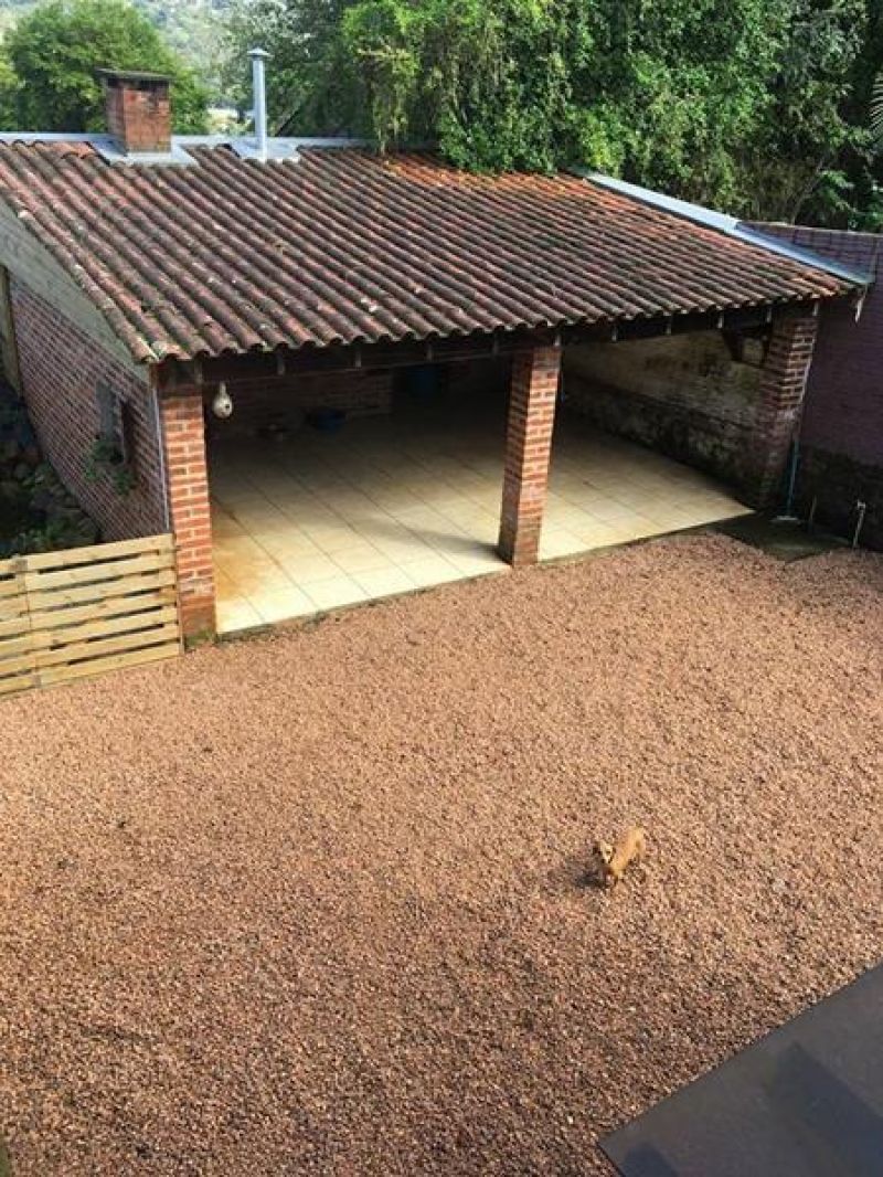 Casa com 2 quartos, 2 banheiros e 100m² à venda no bairro Santa Rosa, Taquara