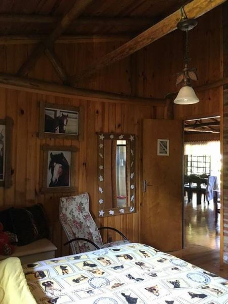 Casa com 2 quartos, 2 banheiros e 100m² à venda no bairro Santa Rosa, Taquara