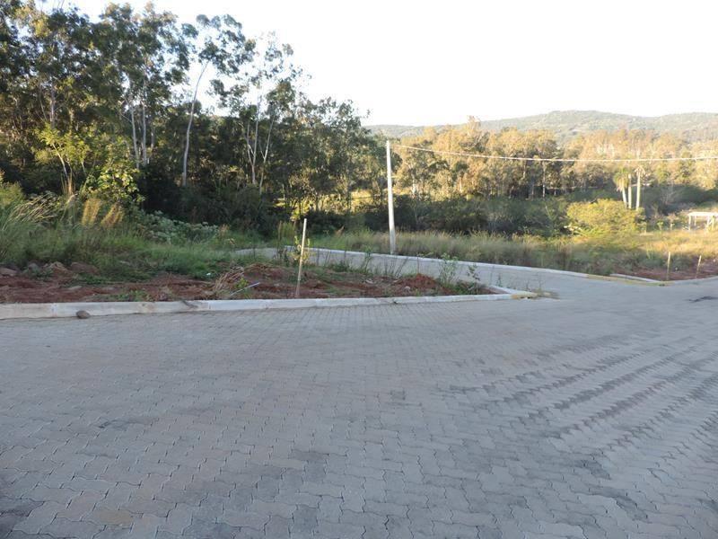 Terreno à venda no bairro Santa Rosa, Taquara