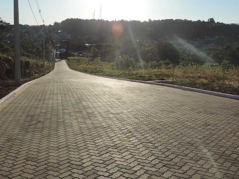 Terreno à venda no bairro Santa Rosa, Taquara