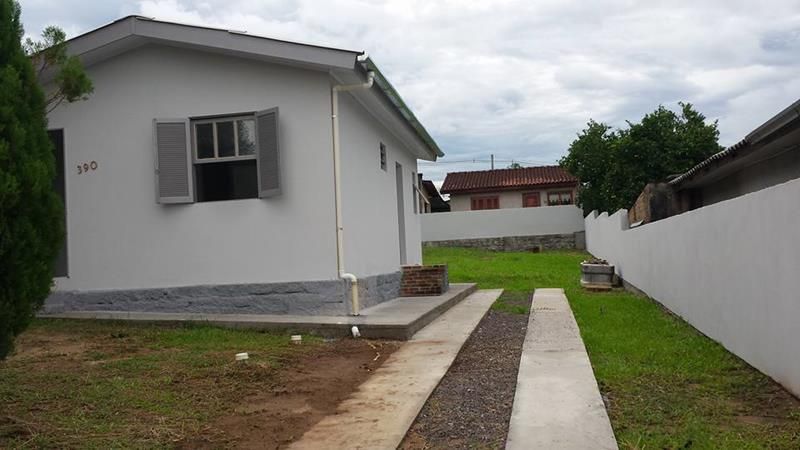 Casa com 1 quarto, 1 banheiro e 42m² à venda no bairro Santa Rosa, Taquara
