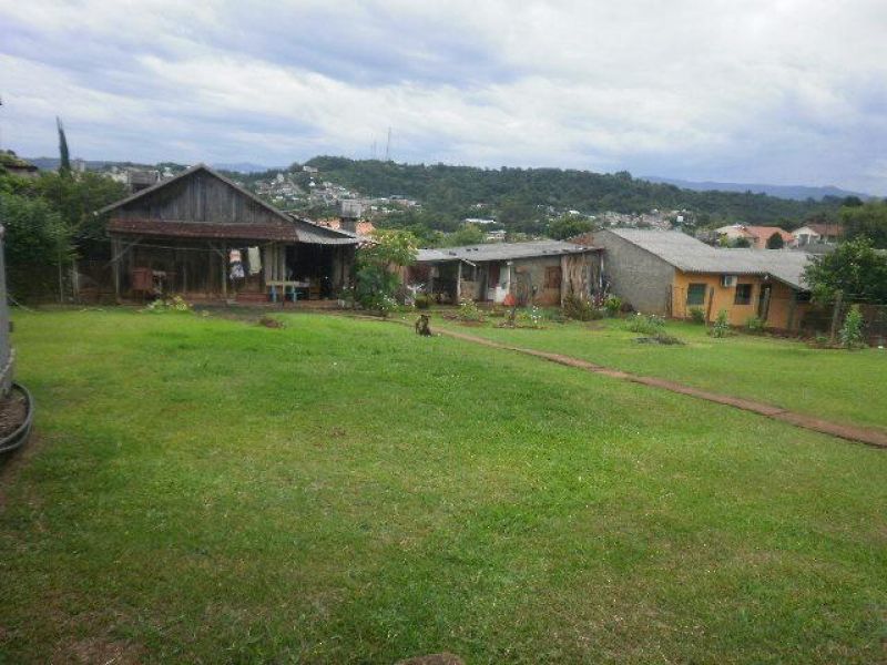 Terreno à venda no bairro Santa Rosa, Taquara
