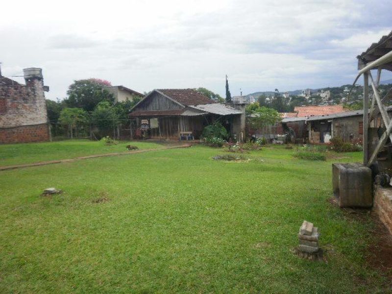 Terreno à venda no bairro Santa Rosa, Taquara