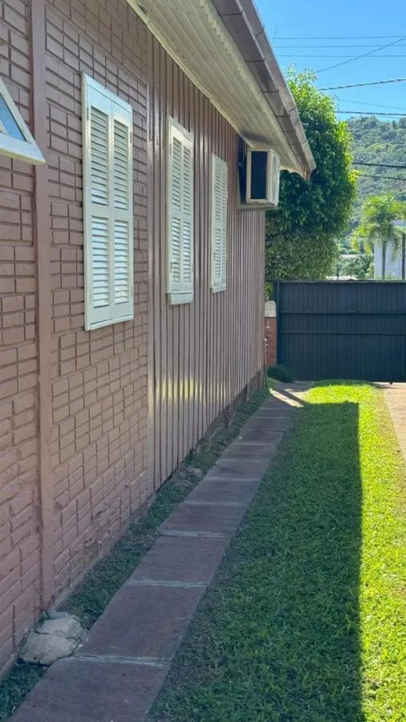 Casa - AV. Taquara, Guarujá