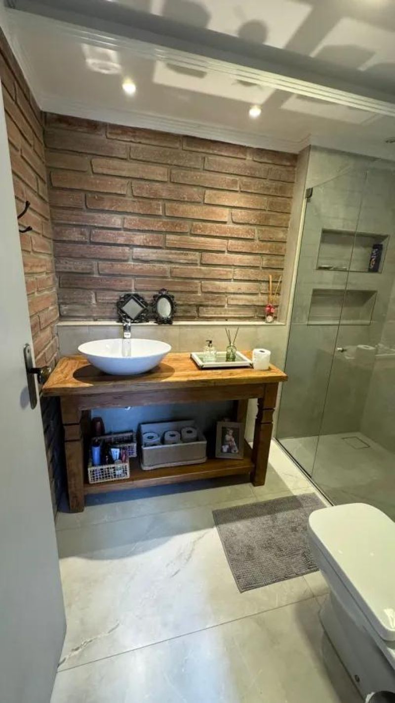 Casa - AV. Taquara, Guarujá