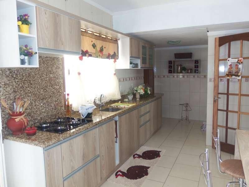 Casa com 4 quartos, 3 banheiros e 200m² à venda no bairro Santa Rosa, Taquara