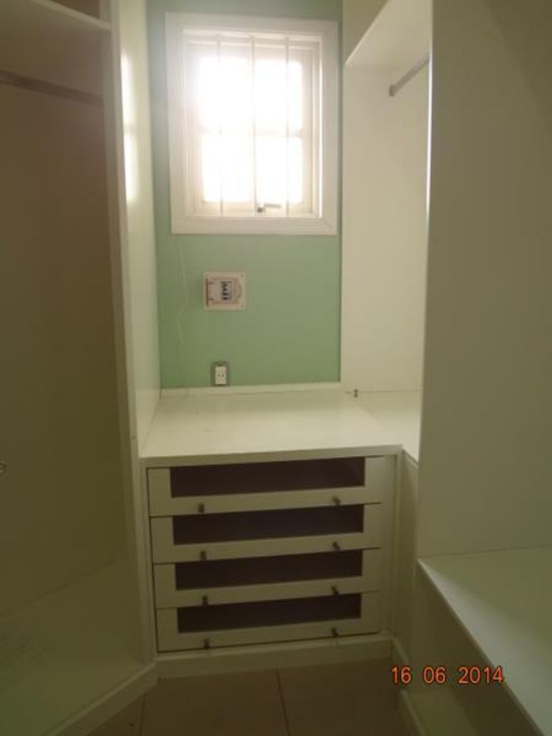 Casa com 3 quartos e 308m² à venda no bairro Santa Rosa, Taquara