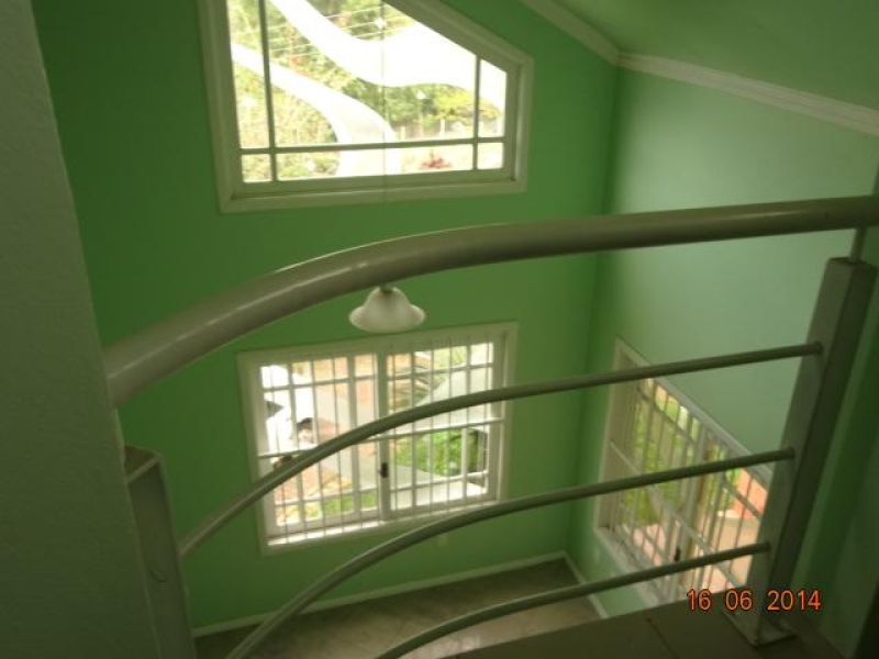 Casa com 3 quartos e 308m² à venda no bairro Santa Rosa, Taquara