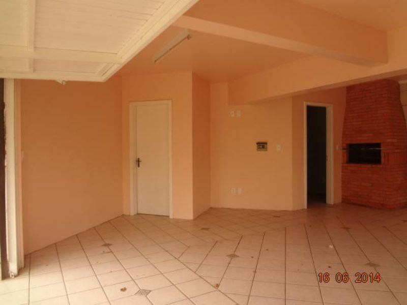Casa com 3 quartos e 308m² à venda no bairro Santa Rosa, Taquara