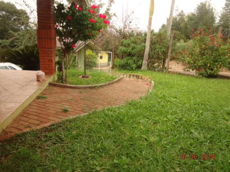 Casa com 3 quartos e 308m² à venda no bairro Santa Rosa, Taquara
