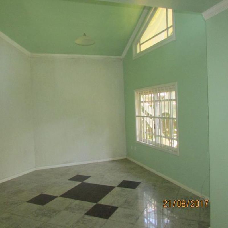 Casa com 3 quartos e 308m² à venda no bairro Santa Rosa, Taquara