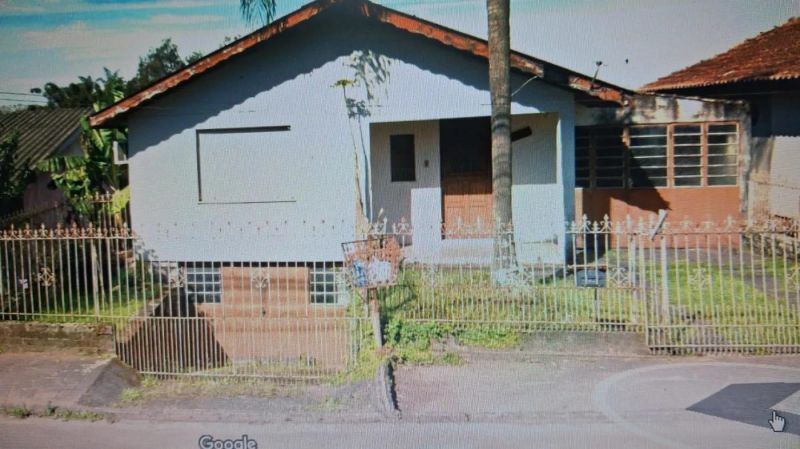 Casa com 1 quarto, 2 banheiros e 138m² à venda no bairro Petropolis, Taquara