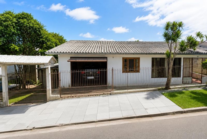 Casa com 3 Dormitórios