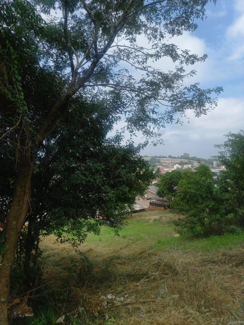 Terreno à venda no bairro Petropolis, Taquara
