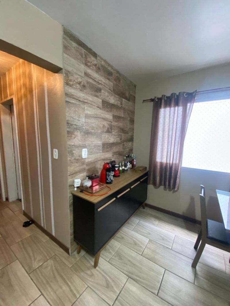 Apartamento com 2 quartos, 1 banheiro e 63m² à venda no bairro Petropolis, Taquara