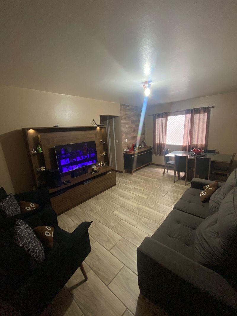 Apartamento com 2 quartos, 1 banheiro e 63m² à venda no bairro Petropolis, Taquara