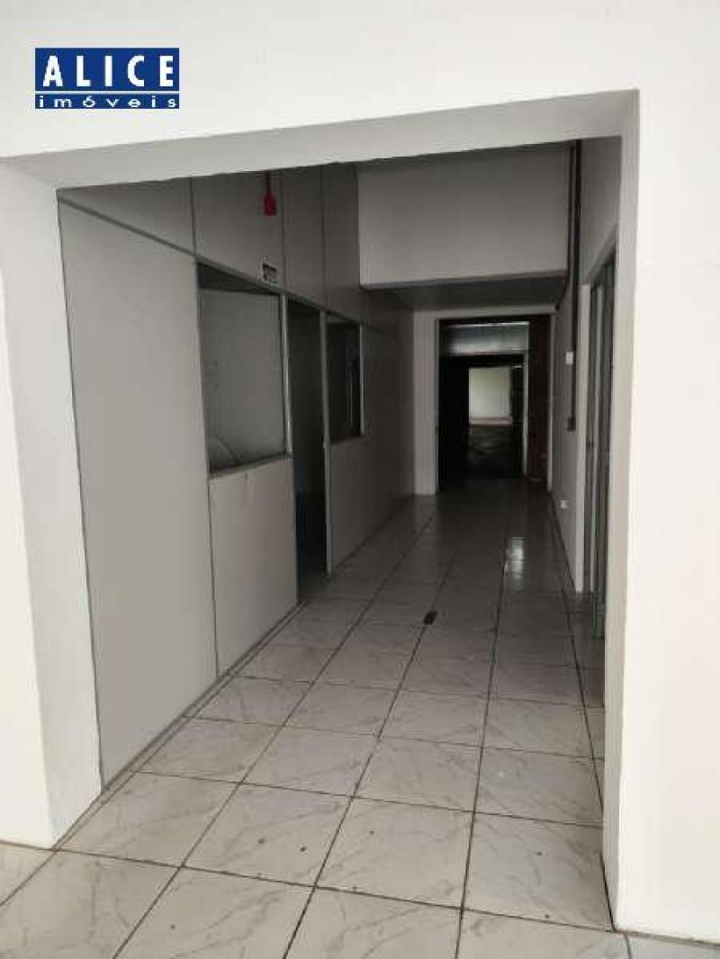Prédio com 5 banheiros e 1150m² à venda no bairro Petropolis, Taquara