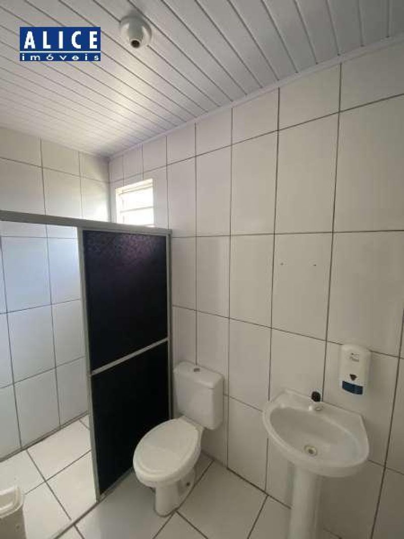 Prédio com 5 banheiros e 1150m² à venda no bairro Petropolis, Taquara