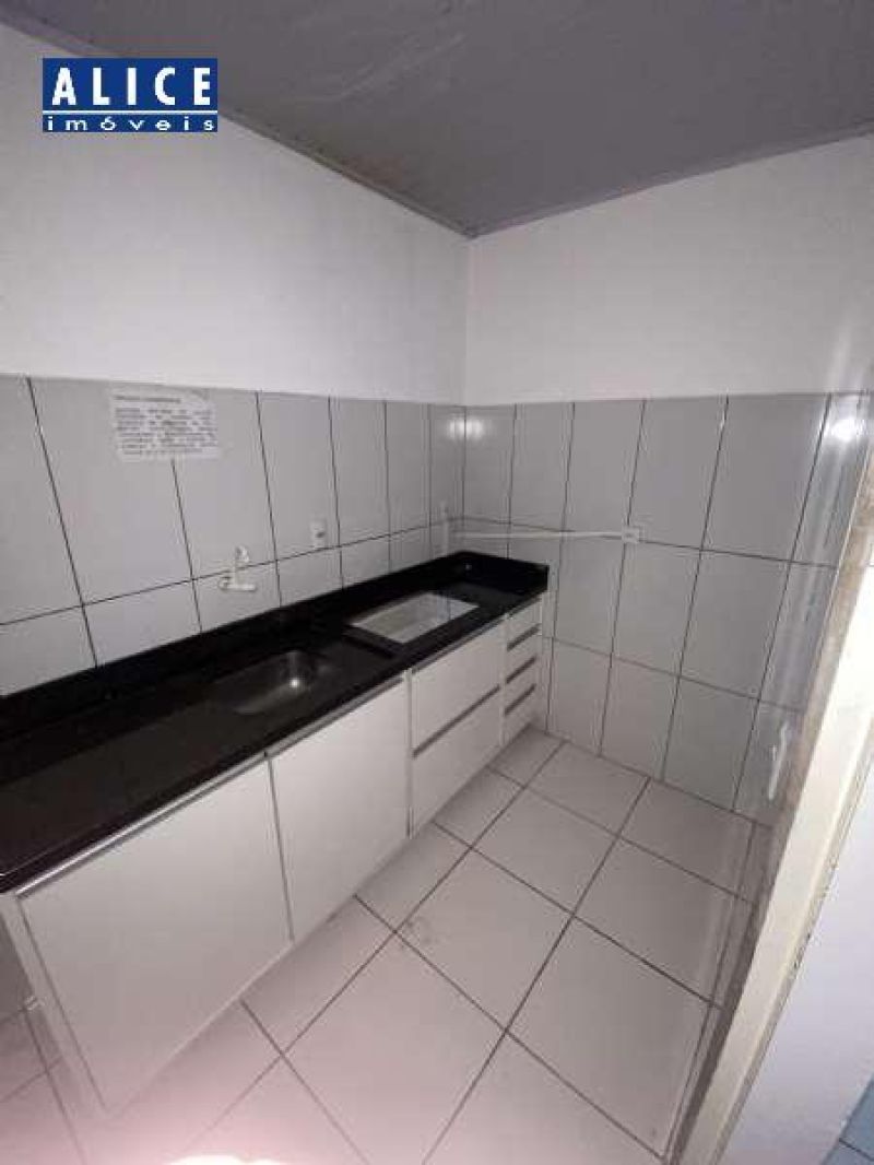 Prédio com 5 banheiros e 1150m² à venda no bairro Petropolis, Taquara