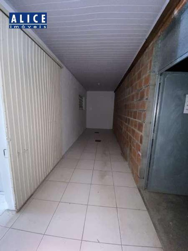 Prédio com 5 banheiros e 1150m² à venda no bairro Petropolis, Taquara