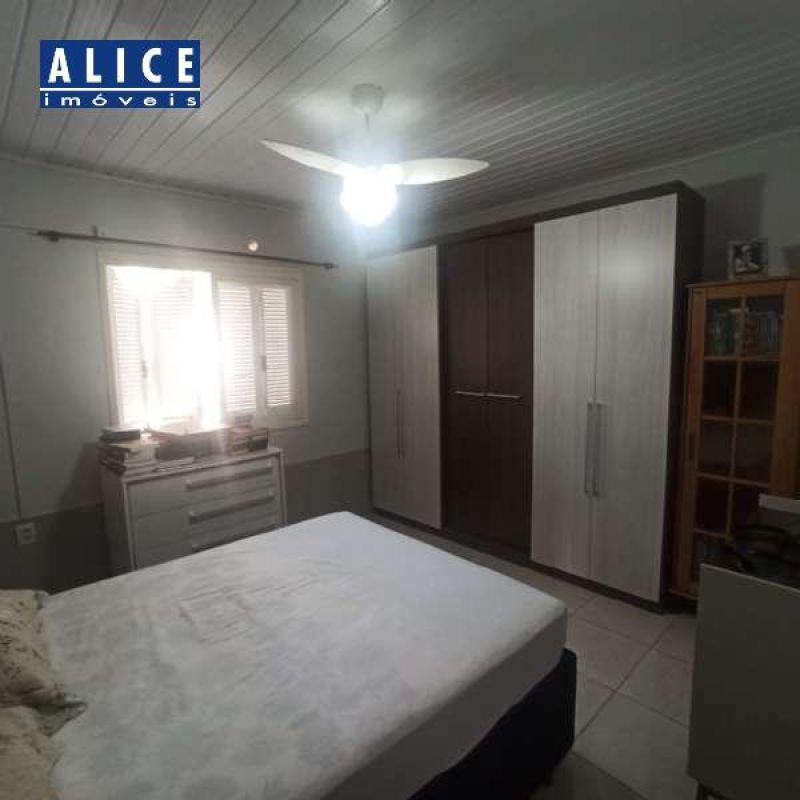 Casa com 2 quartos, 1 banheiro e 88m² à venda no bairro Petropolis, Taquara