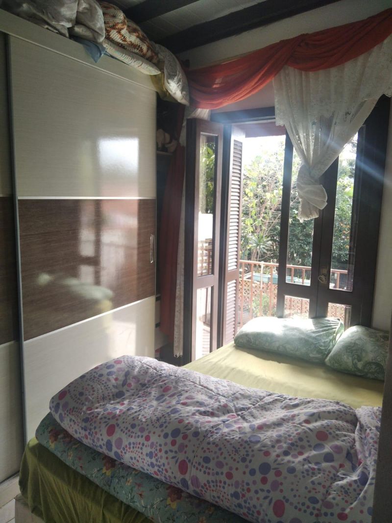 Casa com 5 quartos, 3 banheiros e 180m² à venda no bairro Petropolis, Taquara