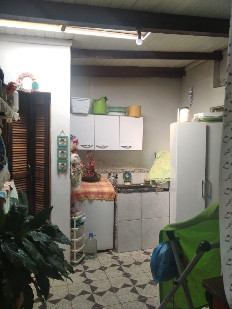 Casa com 5 quartos, 3 banheiros e 180m² à venda no bairro Petropolis, Taquara