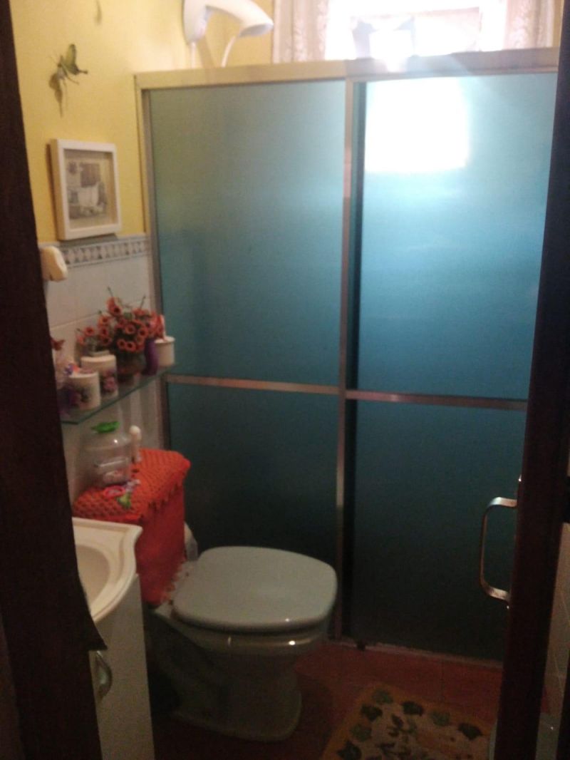 Casa com 5 quartos, 3 banheiros e 180m² à venda no bairro Petropolis, Taquara