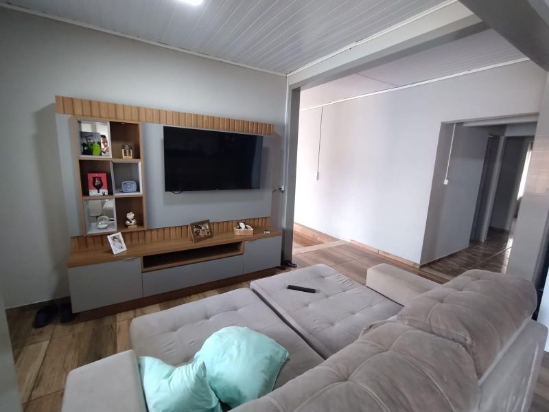 Casa com 2 quartos, 2 banheiros e 140m² à venda no bairro Petropolis, Taquara
