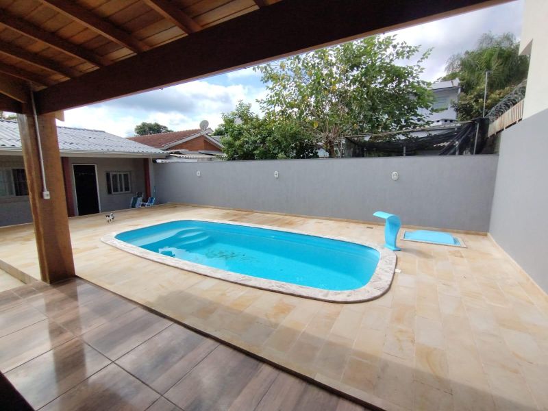 Casa com 2 quartos, 2 banheiros e 140m² à venda no bairro Petropolis, Taquara