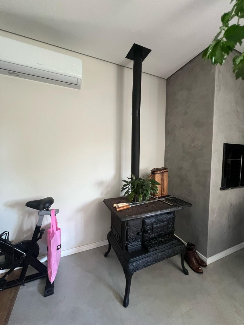 Casa com 2 quartos, 1 banheiro e 118m² à venda no bairro Petropolis, Taquara