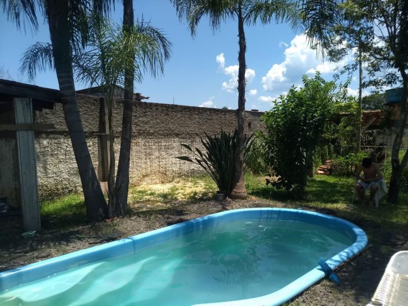 Casa com 5 quartos, 3 banheiros e 180m² à venda no bairro Petropolis, Taquara