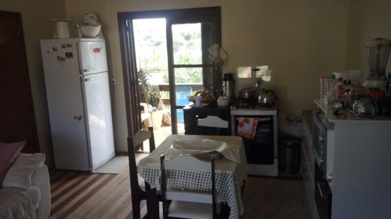 Casa com 5 quartos, 3 banheiros e 180m² à venda no bairro Petropolis, Taquara