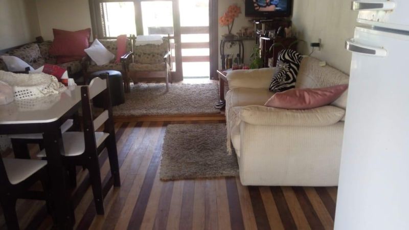 Casa com 5 quartos, 3 banheiros e 180m² à venda no bairro Petropolis, Taquara