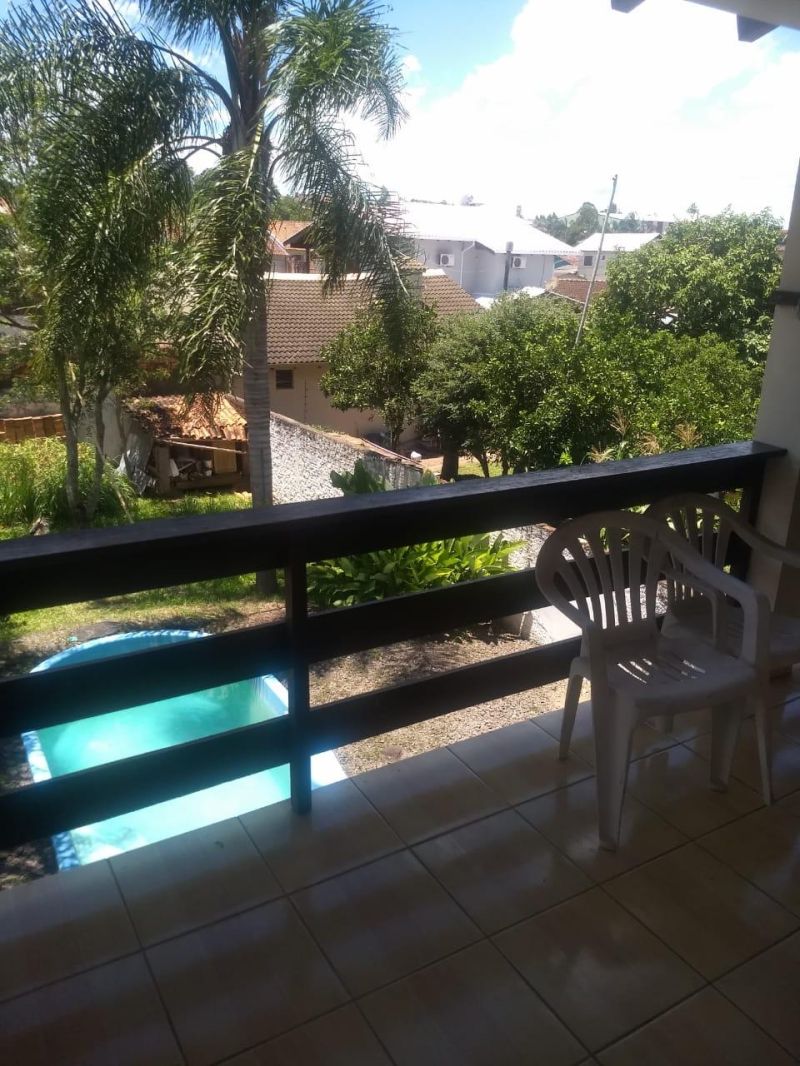 Casa com 5 quartos, 3 banheiros e 180m² à venda no bairro Petropolis, Taquara