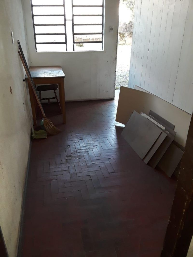Prédio com 16 quartos, 5 banheiros e 520m² à venda no bairro Petropolis, Taquara
