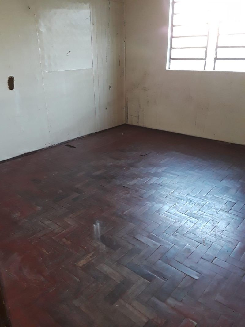 Prédio com 16 quartos, 5 banheiros e 520m² à venda no bairro Petropolis, Taquara