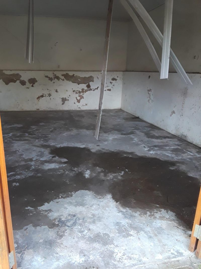 Prédio com 16 quartos, 5 banheiros e 520m² à venda no bairro Petropolis, Taquara