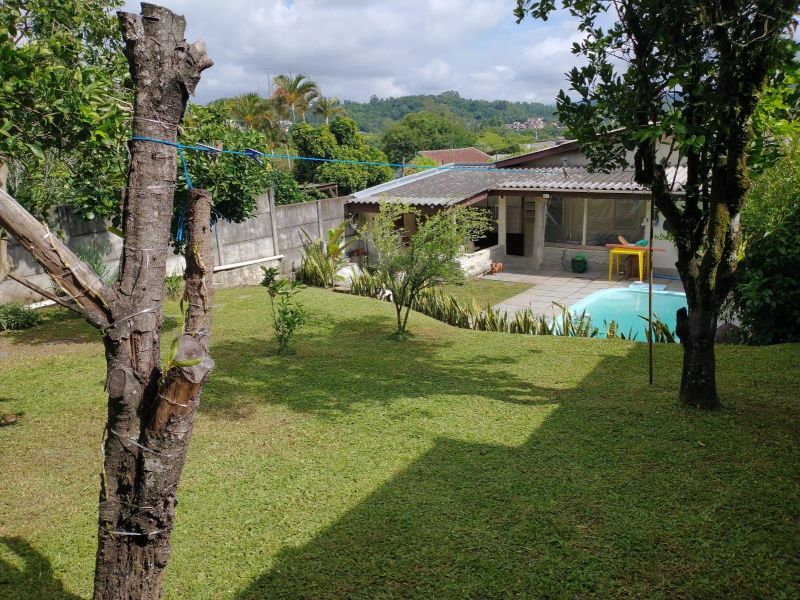 Casa com 2 quartos, 1 banheiro e 65m² à venda no bairro Petropolis, Taquara
