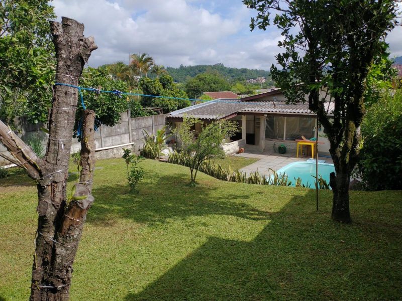 Casa com 2 quartos, 1 banheiro e 65m² à venda no bairro Petropolis, Taquara