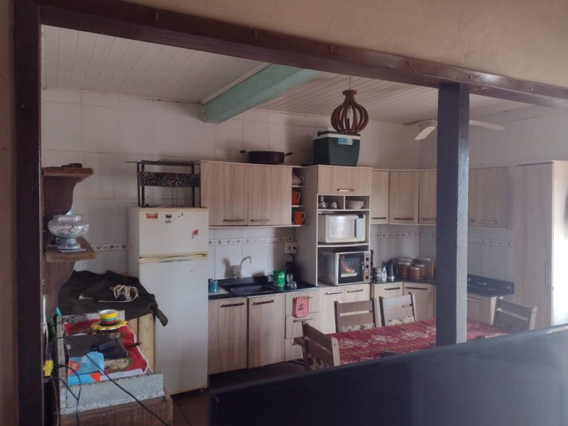 Casa com 2 quartos, 1 banheiro e 78m² à venda no bairro Petropolis, Taquara