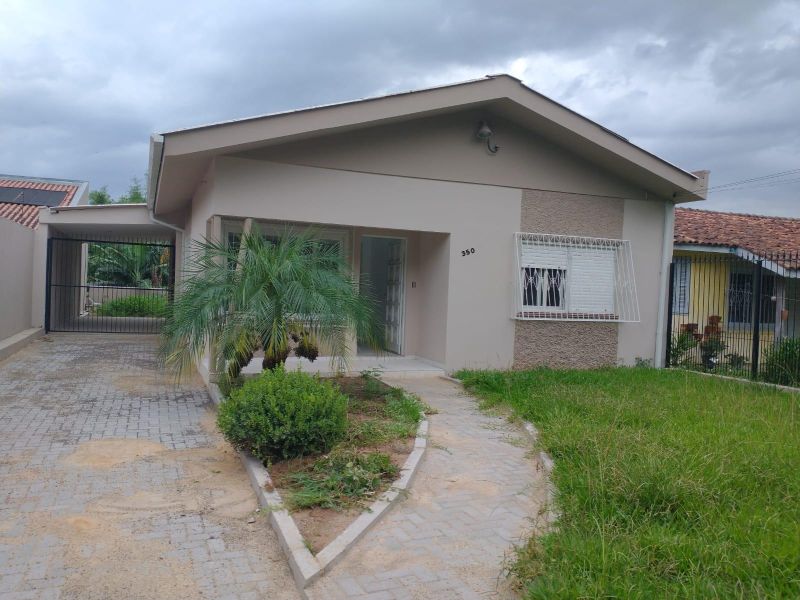 Casa com 3 quartos e 1 banheiro à venda no bairro Petropolis, Taquara