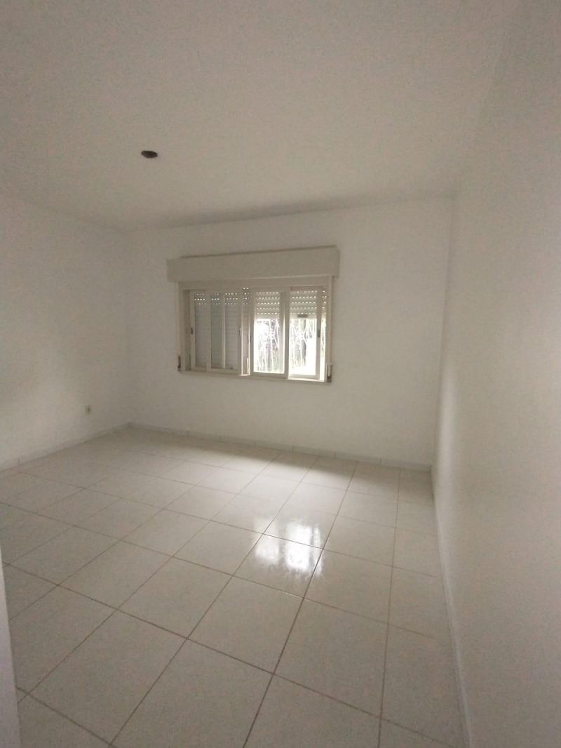 Casa com 3 quartos e 1 banheiro à venda no bairro Petropolis, Taquara
