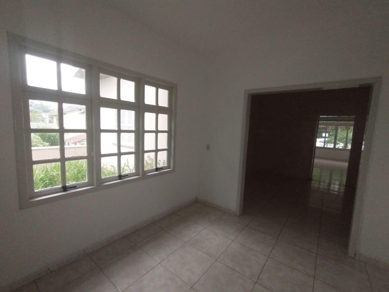 Casa com 3 quartos e 1 banheiro à venda no bairro Petropolis, Taquara