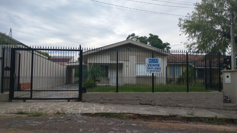 Casa com 3 quartos e 1 banheiro à venda no bairro Petropolis, Taquara
