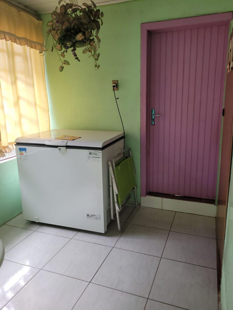 Casa com 2 quartos, 1 banheiro e 80m² à venda no bairro Petropolis, Taquara