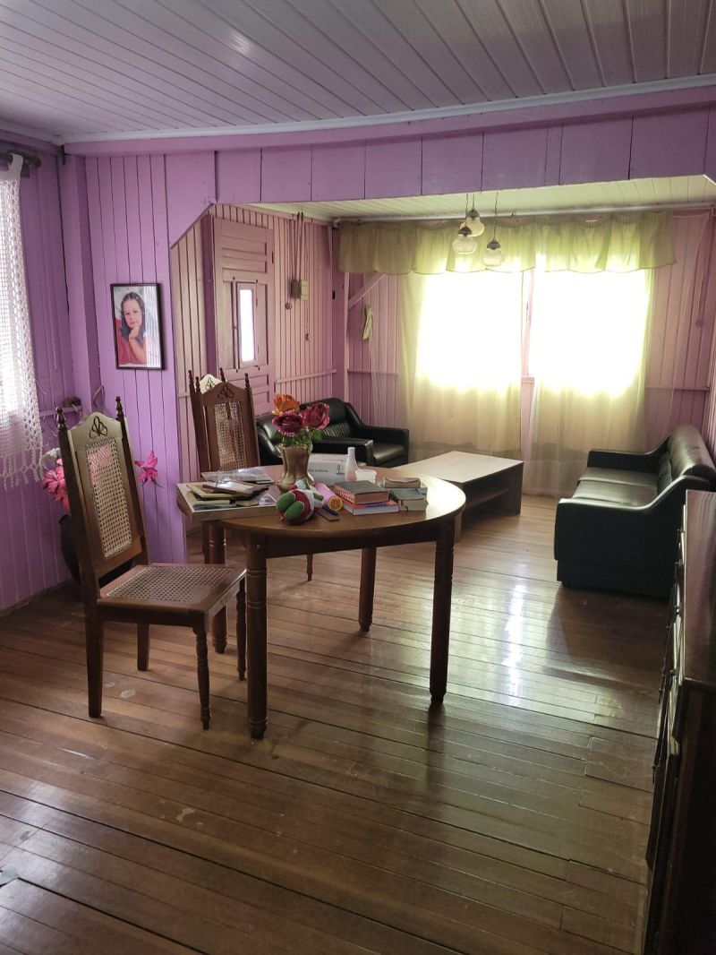 Casa com 2 quartos, 1 banheiro e 80m² à venda no bairro Petropolis, Taquara