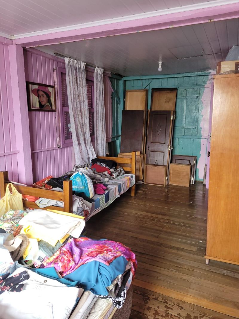 Casa com 2 quartos, 1 banheiro e 80m² à venda no bairro Petropolis, Taquara